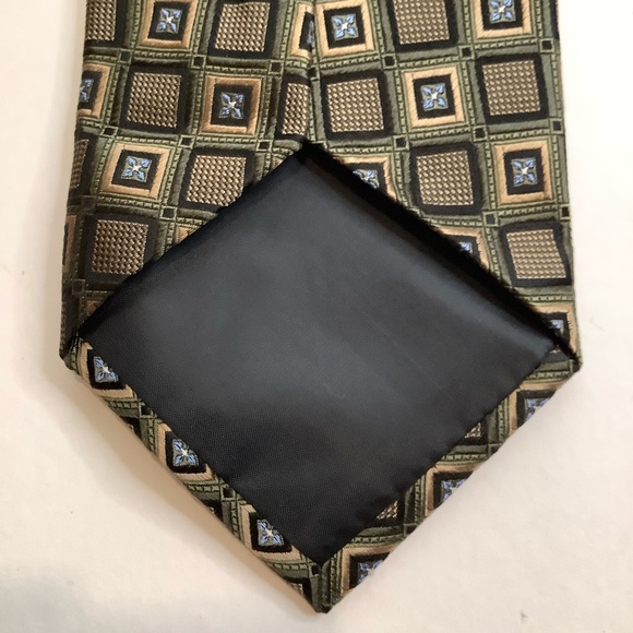 VINTAGE Italian Green & Gold Geometric Woven Silk Tie - Picture 6 of 12